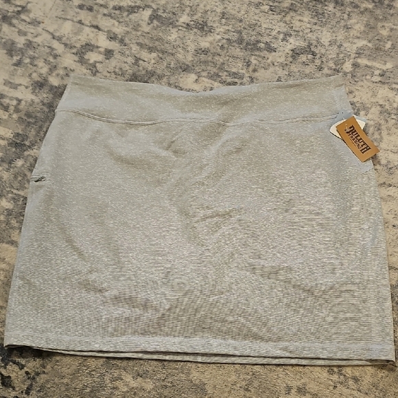 Duluth Trading Co NoGa Skort - Picture 1 of 6